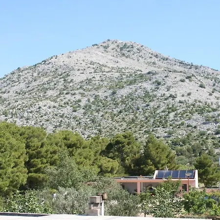 Starigrad 6606c * Starigrad Paklenica
